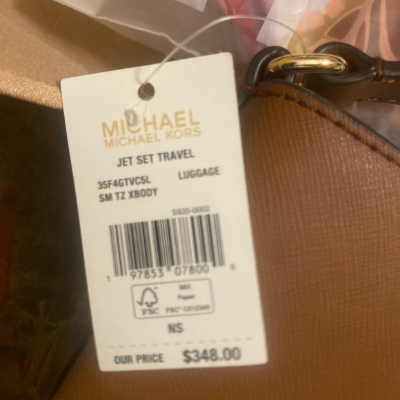 Michael Kors Jet Set Travel Tan Crossbody Tote with Gold Hardware - Picture 2 of 8